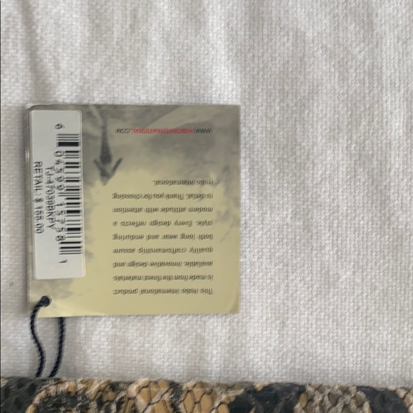 HOBO Clutch purse - Picture 5 of 5